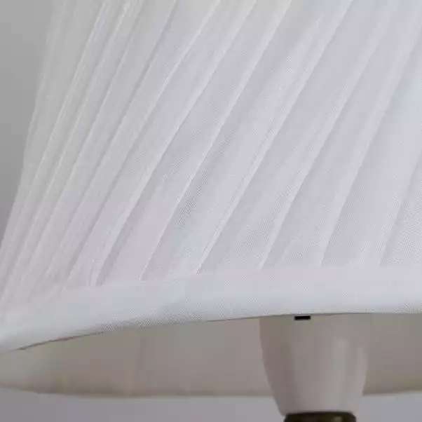 Dunelm Twisted Pleat Candle Shade 5 Dunelm Twisted Pleat Candle Shade - Image 3