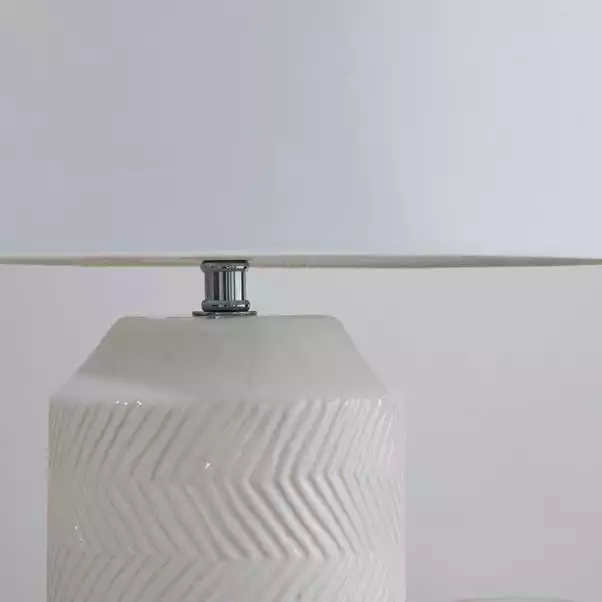 Dunelm Bibi Ceramic White Table Lamp 6 Dunelm Bibi Ceramic White Table Lamp - Image 4