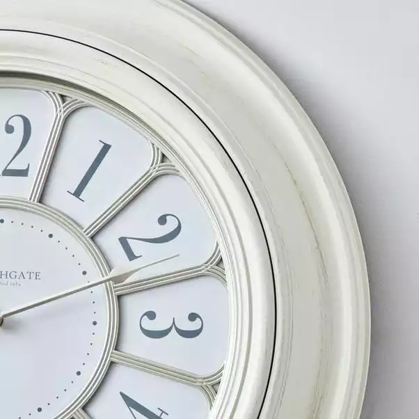 Dunelm Classic 60cm Wall Clock Cream 4 Dunelm Classic 60cm Wall Clock Cream - Image 2
