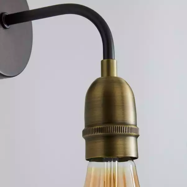 Dunelm Marsden Antique Brass Industrial Wall Light 6 Dunelm Marsden Antique Brass Industrial Wall Light - Image 4