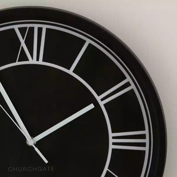 Dunelm Contemporary Black Clock 39cm 5 Dunelm Contemporary Black Clock 39cm - Image 3