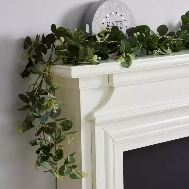 Dunelm Eucalyptus Green Lit Garland 4 Dunelm Eucalyptus Green Lit Garland - Image 2
