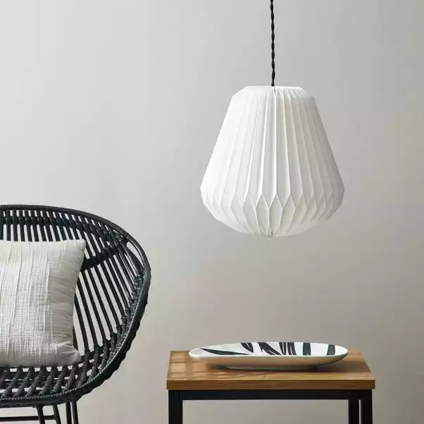 The Edited Life Origami Decagon Paper Easy Fit Pendant 7 The Edited Life Origami Decagon Paper Easy Fit Pendant - Image 5