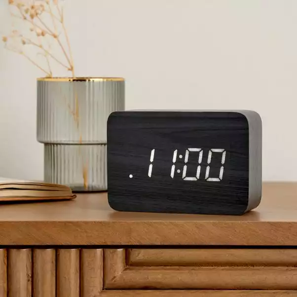Dunelm Modern Digital LED Alarm Clock 3 Dunelm Modern Digital LED Alarm Clock