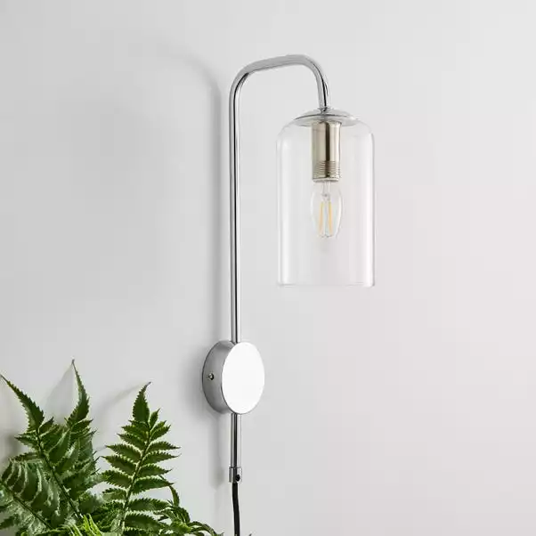 Dunelm Palazzo Clear Wall Light 4 Dunelm Palazzo Clear Wall Light - Image 2