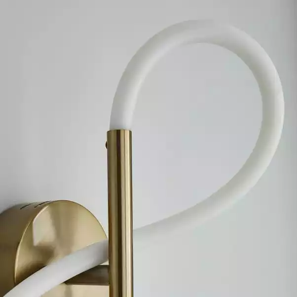 Dunelm Flexi Integrated LED Wall Light 50cm 5 Dunelm Flexi Integrated LED Wall Light 50cm - Image 3