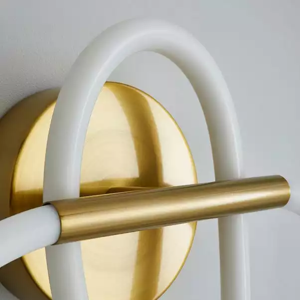 Dunelm Flexi Integrated LED Wall Light 42cm 5 Dunelm Flexi Integrated LED Wall Light 42cm - Image 3