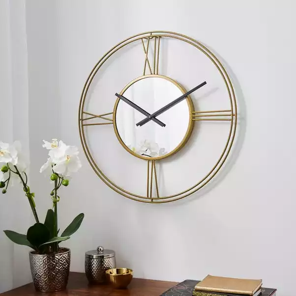Dunelm Indoor Outdoor Luxe Gold Clock 60cm 4 Dunelm Indoor Outdoor Luxe Gold Clock 60cm - Image 2