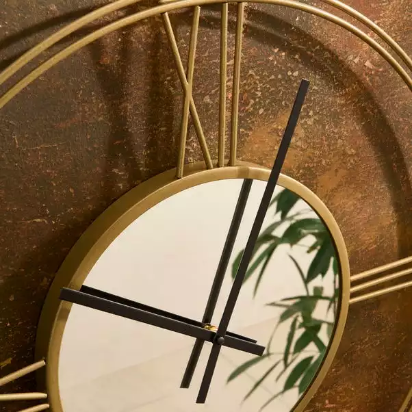 Dunelm Indoor Outdoor Luxe Gold Clock 60cm 5 Dunelm Indoor Outdoor Luxe Gold Clock 60cm - Image 3